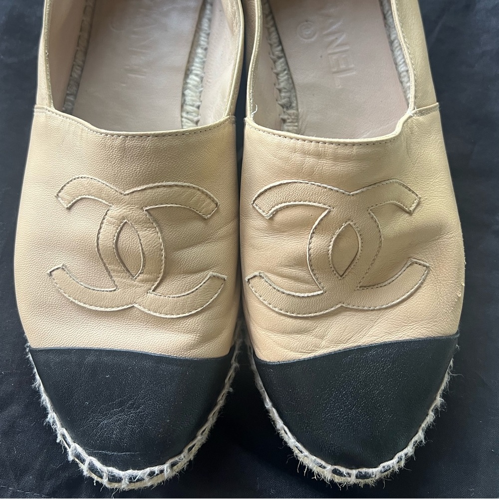 Chanel Lambskin CC espadrilles Beige Black